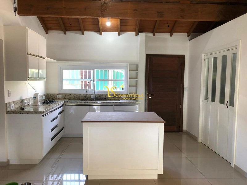 CASA À VENDA EM ATLÂNTIDA SUL: 9ª foto da galeria de imagens do imóvel