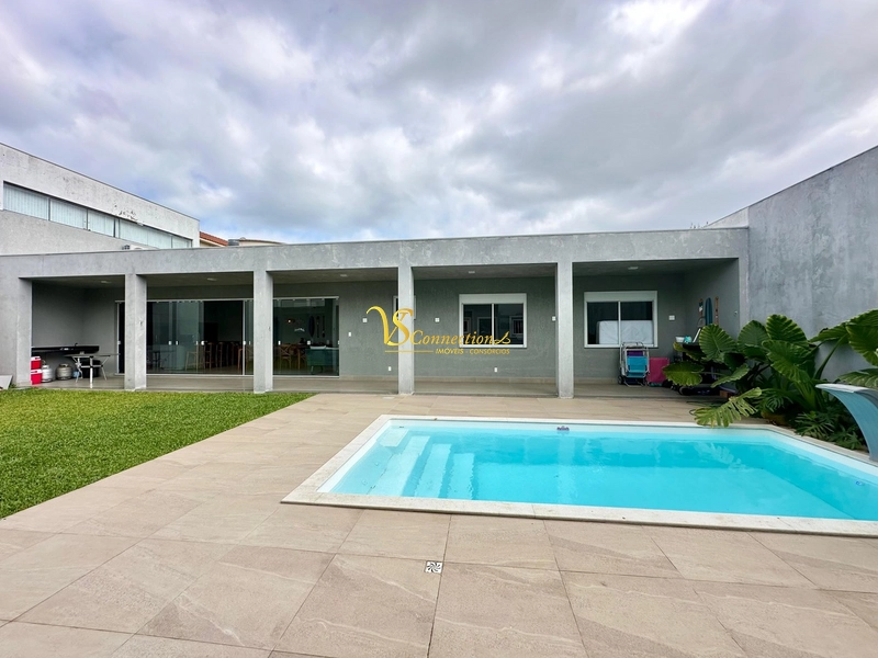 CASA À VENDA EM ATLÂNTIDA: 3ª foto da galeria de imagens do imóvel