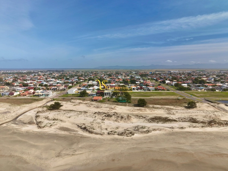 SOBRADO À BEIRA MAR  OPORTUNIDADE, IMBÉ: 32ª foto da galeria de imagens do imóvel