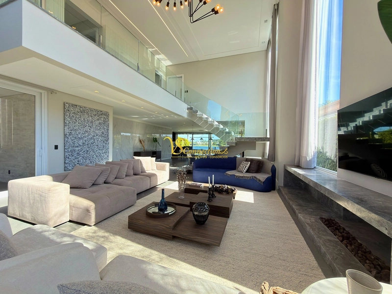 823m² de Terreno Frente Lago: Exclusividade em Cada Detalhe: 5ª foto da galeria de imagens do imóvel