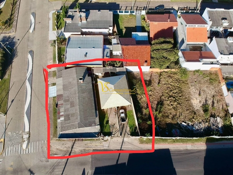Ótimo ponto comercial junto de 2 casas geminadas em Rainha do Mar: 2ª foto da galeria de imagens do imóvel