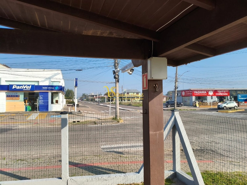 Ótimo ponto comercial junto de 2 casas geminadas em Rainha do Mar: 3ª foto da galeria de imagens do imóvel