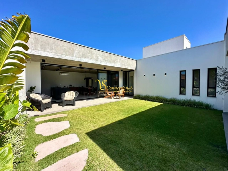 Casa retrofit mobiliada decorada a  metros do mar ,Centro de Xangri-lá: 2ª foto da galeria de imagens do imóvel