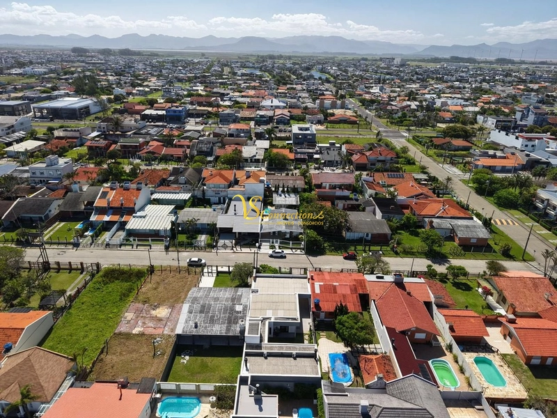 Casa retrofit mobiliada decorada a  metros do mar ,Centro de Xangri-lá: 31ª foto da galeria de imagens do imóvel
