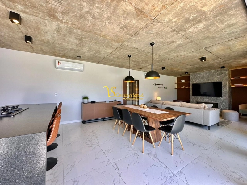 Casa retrofit mobiliada decorada a  metros do mar ,Centro de Xangri-lá: 5ª foto da galeria de imagens do imóvel