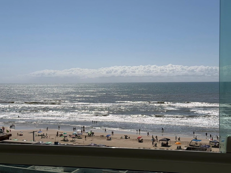 4 dormitórios com 2 suítes. Vista eterna para o mar.: 11ª foto da galeria de imagens do imóvel