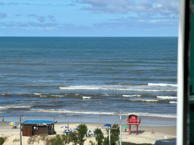 Linda vista para o mar! Junto à praça Israelita em Capão da Canoa!: 2ª foto da galeria de imagens do imóvel