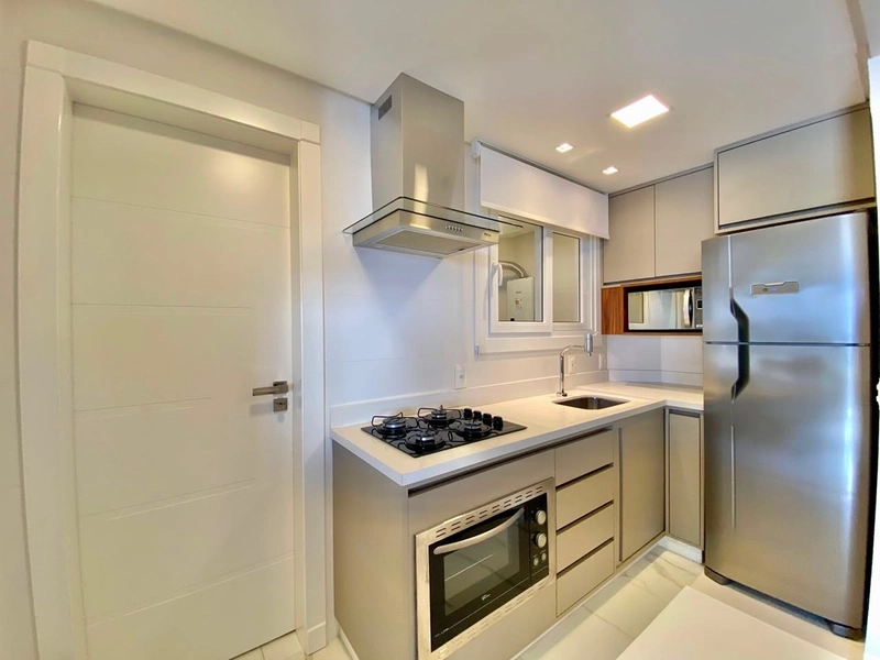 CENTRO DE CAPÃO! AMPLO APARTAMENTO NA AVENIDA POTI!: 11ª foto da galeria de imagens do imóvel
