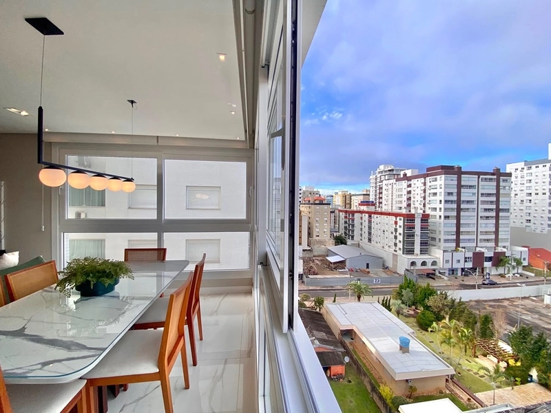 CENTRO DE CAPÃO! AMPLO APARTAMENTO NA AVENIDA POTI!: 6ª foto da galeria de imagens do imóvel