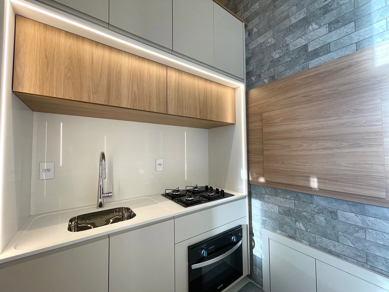 2 DORMITÓRIOS COM PÉ DIREITO ALTO! FINAMENTE DECORADO, 100% AUTOMATIZADO COM ALEXA!: 9ª foto da galeria de imagens do imóvel