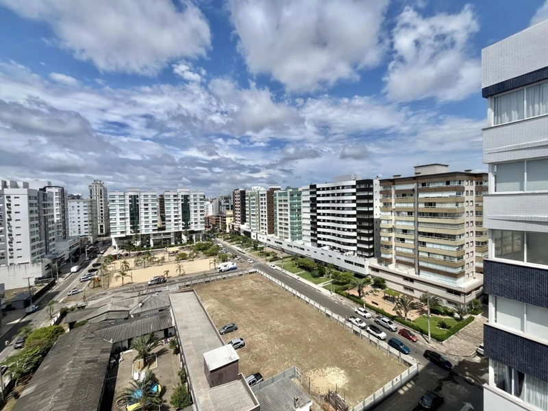 Apartamento 3 quartos com duas vagas com vista para o mar e frente praça.: 5ª foto da galeria de imagens do imóvel