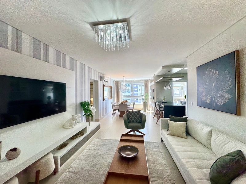 Vista para o mar e Avenida: 2ª foto da galeria de imagens do imóvel