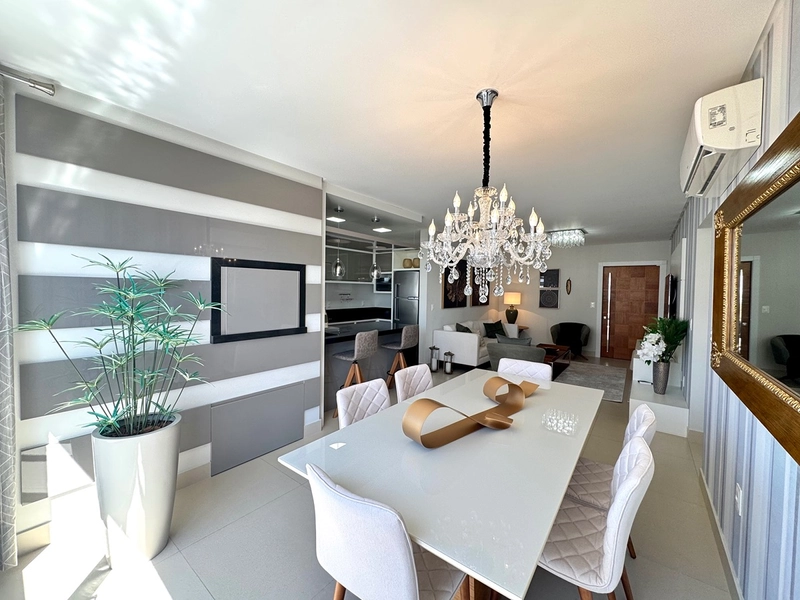 Vista para o mar e Avenida: 5ª foto da galeria de imagens do imóvel