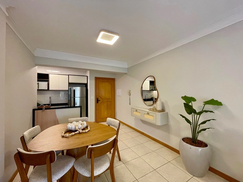 Seu Apartamento na Zona Nova: Sacada de Frente, Churrasqueira e Pertinho do Mar!: 5ª foto da galeria de imagens do imóvel