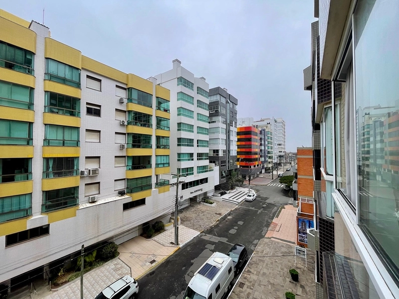 Seu Apartamento na Zona Nova: Sacada de Frente, Churrasqueira e Pertinho do Mar!: 19ª foto da galeria de imagens do imóvel