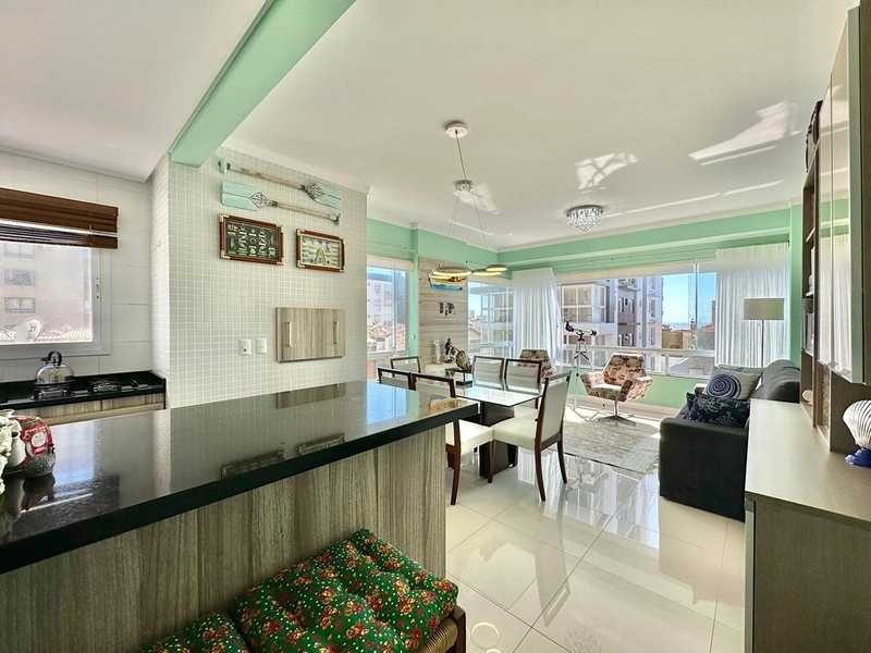 APARTAMENTO DE 3 DORMITÓRIOS A 1 QUADRA DO MAR: 1ª foto da galeria de imagens do imóvel