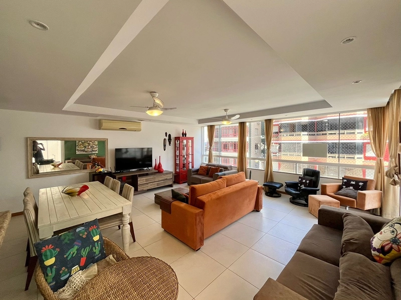 Na Praça Flavio Boaianovski!: 3ª foto da galeria de imagens do imóvel