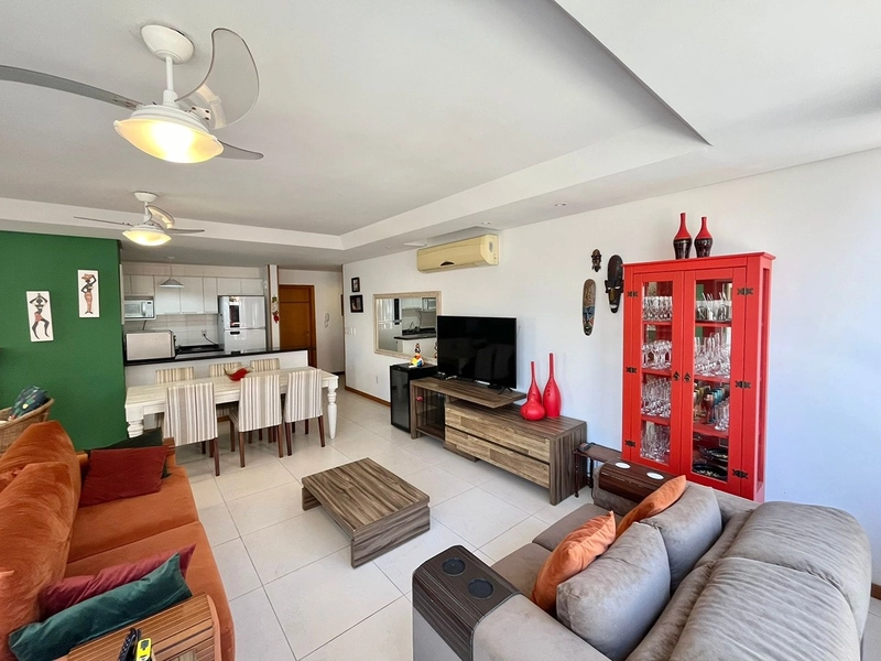 Na Praça Flavio Boaianovski!: 1ª foto da galeria de imagens do imóvel