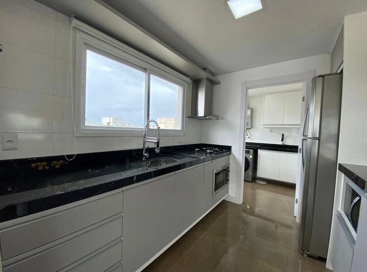 Apartamento novo, mobiliado e decorado, a apenas 2 quadras do mar!: 9ª foto da galeria de imagens do imóvel