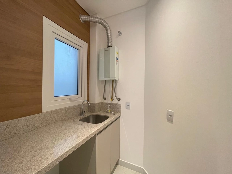 Apartamento Novo a 1 Quadra do Mar: 2 Dormitórios, Rooftop Completo e Condição Especial!: 4ª foto da galeria de imagens do imóvel