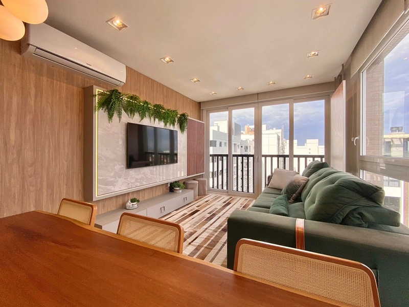 Oportunidade! 3 dormitórios com box duplo mobiliado e decorado na Navegantes por preço de ocasião!: 2ª foto da galeria de imagens do imóvel