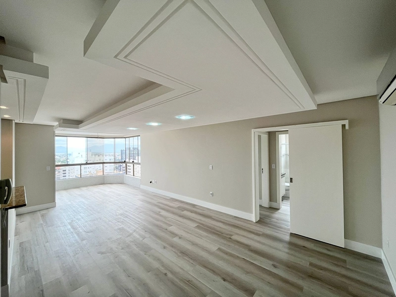 No Centro!: 2ª foto da galeria de imagens do imóvel