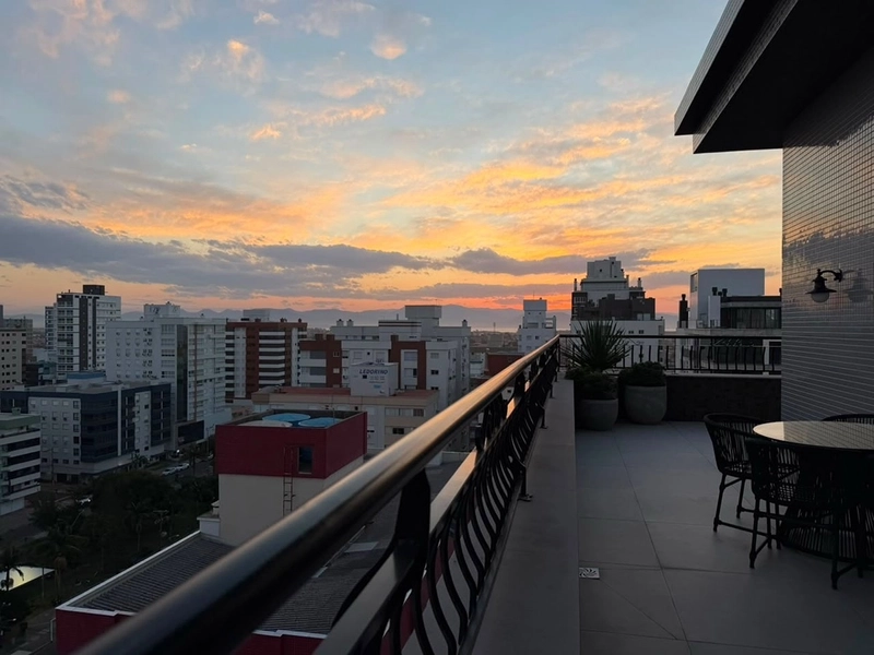 Ao lado da praça Flávio Boianovisk: 13ª foto da galeria de imagens do imóvel