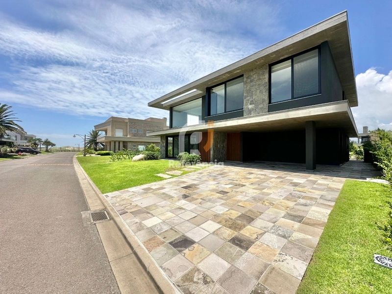 Imóvel: 2ª foto da galeria de imagens do imóvel