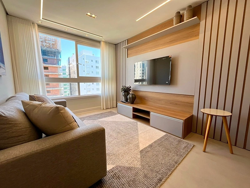 2 DORMITÓRIOS COM SUÍTE, DE FRENTE, MOBILIADO E DECORADO!: 2ª foto da galeria de imagens do imóvel