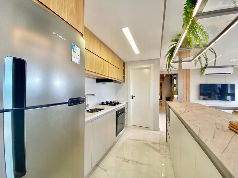 Novo! Finamente Mobiliado & Decorado! Apartamento de esquina!: 13ª foto da galeria de imagens do imóvel