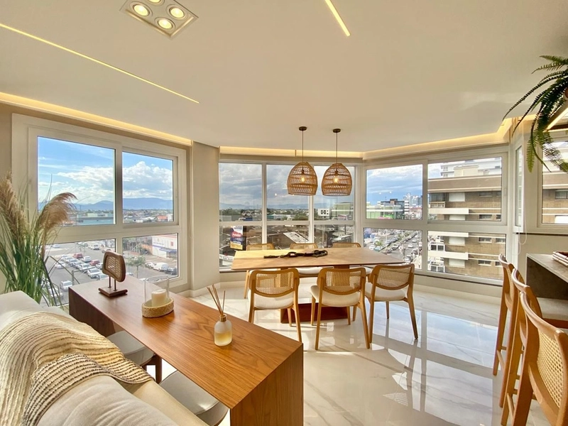 Novo! Finamente Mobiliado & Decorado! Apartamento de esquina!: 6ª foto da galeria de imagens do imóvel