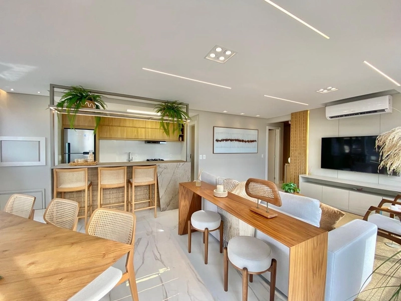 Novo! Finamente Mobiliado & Decorado! Apartamento de esquina!: 8ª foto da galeria de imagens do imóvel