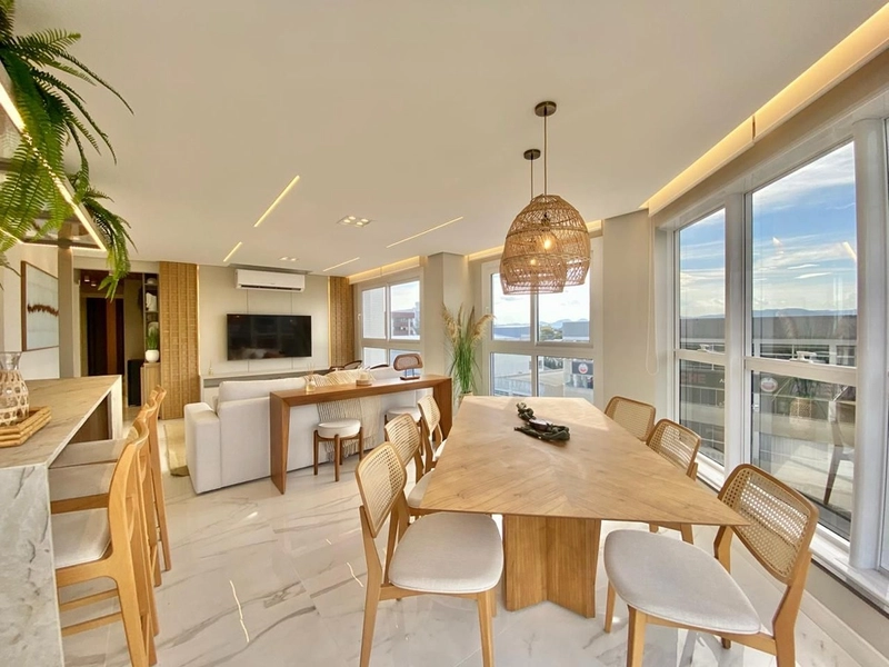 Novo! Finamente Mobiliado & Decorado! Apartamento de esquina!: 17ª foto da galeria de imagens do imóvel