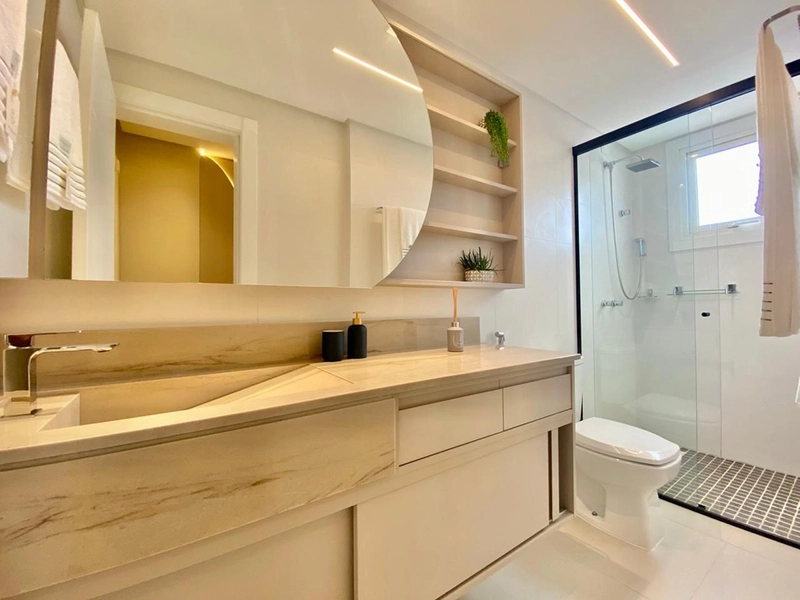 Novo! Finamente Mobiliado & Decorado! Apartamento de esquina!: 22ª foto da galeria de imagens do imóvel