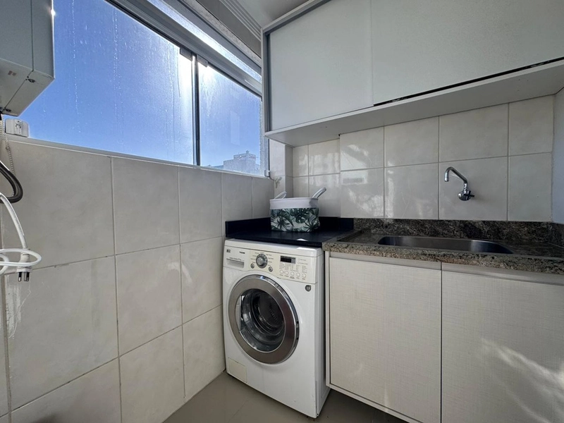 Finamente Mobiliado e decorado, com vista para a Serra : 14ª foto da galeria de imagens do imóvel