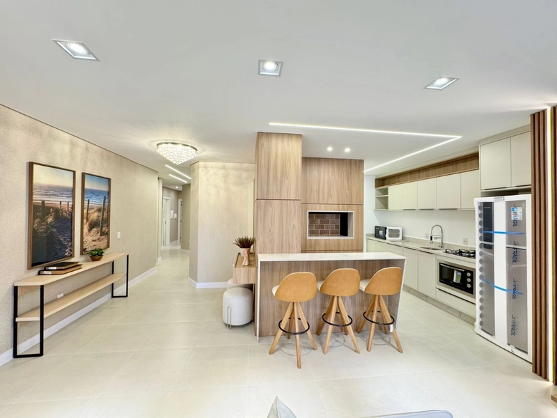 Novo! Finamente Mobiliado & Decorado!: 4ª foto da galeria de imagens do imóvel