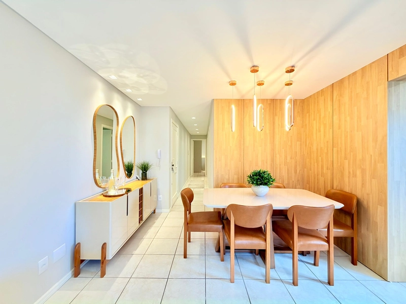 Vista para o mar & junto a praça Luiz Bassani! : 14ª foto da galeria de imagens do imóvel