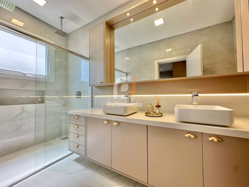 Imóvel: 19ª foto da galeria de imagens do imóvel