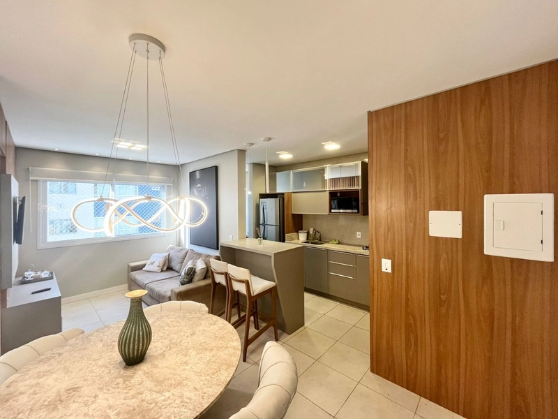 1 SUÍTE, DECORADO E NO CENTRO DA CIDADE!: 3ª foto da galeria de imagens do imóvel