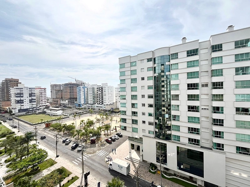 2 DORMITÓRIOS EM FRENTE A PRAÇA ISRAELITA, MOBILIADO E DECORADO EM 48X DIRETO!: 3ª foto da galeria de imagens do imóvel