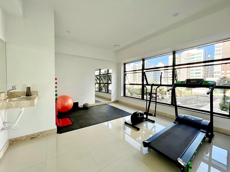 2 DORMITÓRIOS EM FRENTE A PRAÇA ISRAELITA, MOBILIADO E DECORADO EM 48X DIRETO!: 13ª foto da galeria de imagens do imóvel