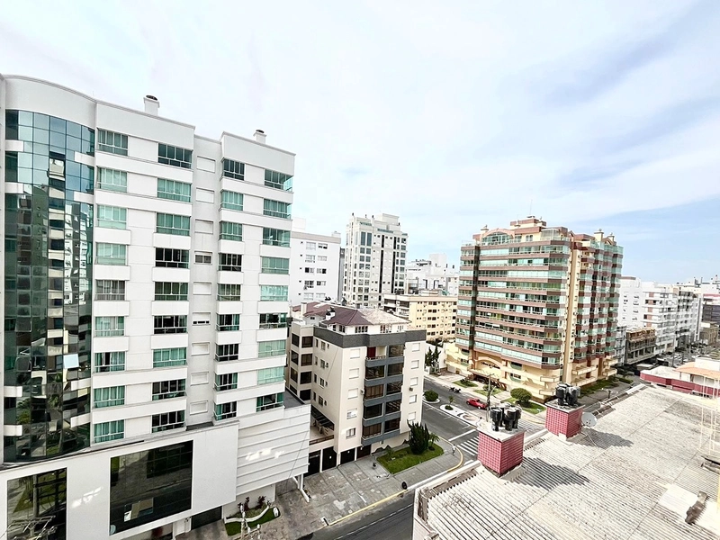 2 DORMITÓRIOS EM FRENTE A PRAÇA ISRAELITA, MOBILIADO E DECORADO EM 48X DIRETO!: 4ª foto da galeria de imagens do imóvel