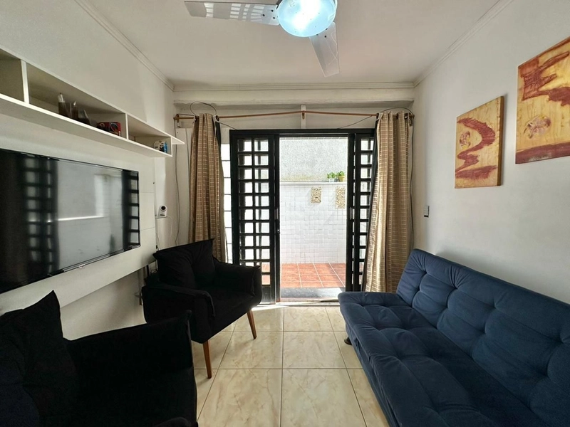 Negócio de ocasião! Junto à praça Flávio Boianovisk! : 1ª foto da galeria de imagens do imóvel