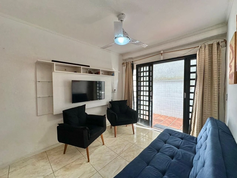 Negócio de ocasião! Junto à praça Flávio Boianovisk! : 3ª foto da galeria de imagens do imóvel