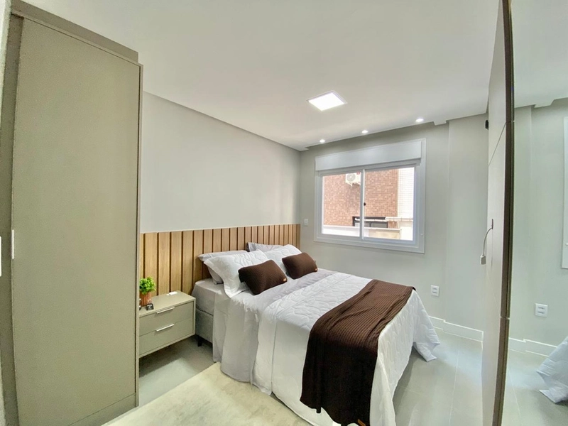 Novo! Bairro Navegantes! Junto a praça Tiaraju: 15ª foto da galeria de imagens do imóvel