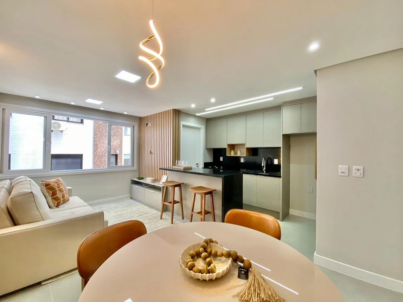 Novo! Bairro Navegantes! Junto a praça Tiaraju: 2ª foto da galeria de imagens do imóvel