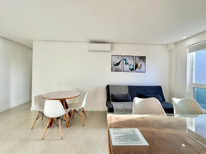 2 SUÍTES, FINAMENTE DECORADO E COM INFRAESTRUTURA : 5ª foto da galeria de imagens do imóvel