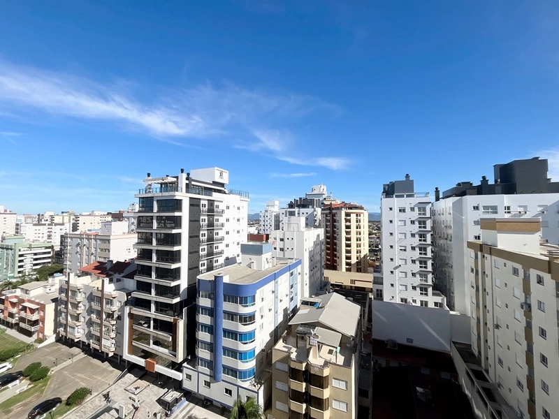 Sacada de frente!: 4ª foto da galeria de imagens do imóvel