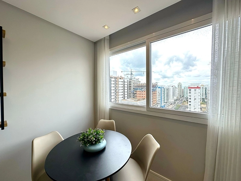 2 dormitórios com suíte, mobiliado e decorado! 48x direto com o proprietário.: 7ª foto da galeria de imagens do imóvel