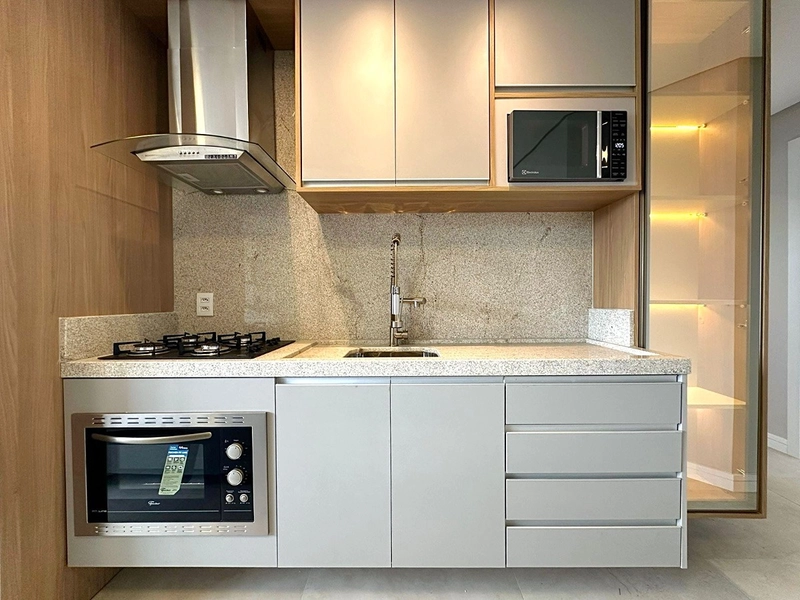 2 dormitórios com suíte, mobiliado e decorado! 48x direto com o proprietário.: 9ª foto da galeria de imagens do imóvel